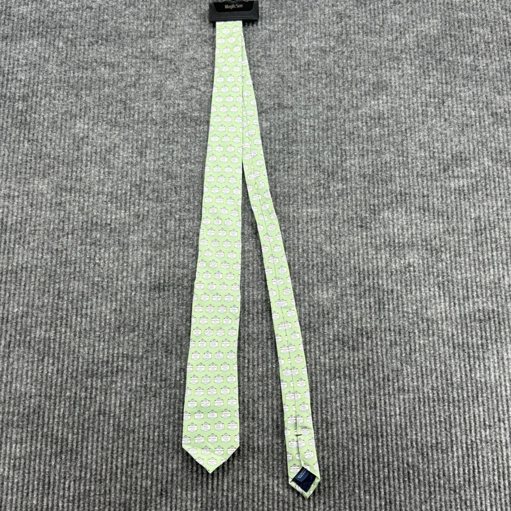 Vineyard Vines Tie Mens OS Green New Marthas Vineyard Road Signs Silk Wasabi